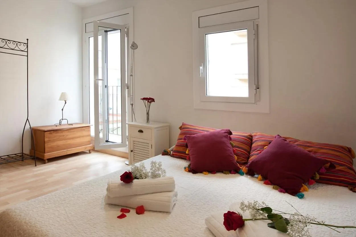 Homenfun Barcelona Montjuic Apartment